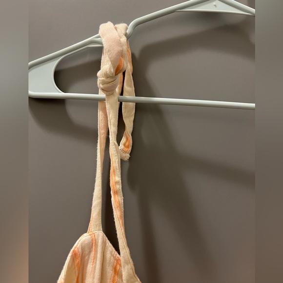 Old Navy Large Orange Peach Top - Picture 5 of 5